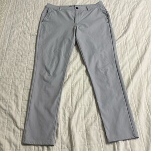 Vuori Cascade Tech Chino Pant Fog Size 32
